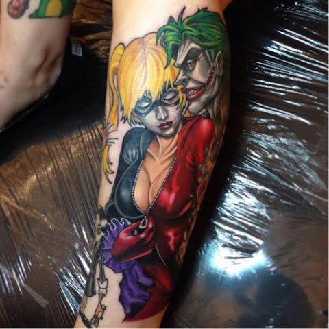 10 Joker and Harley Quinn Tattoos For Any Comic Couple!