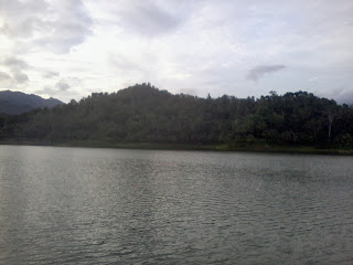 waduk sermo menawan