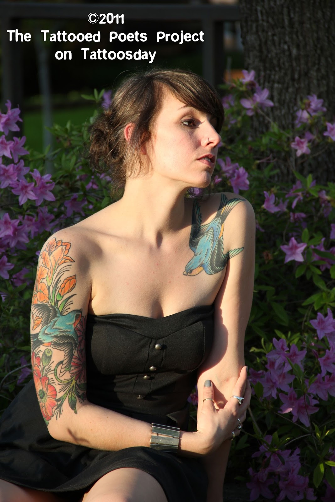 https://blogger.googleusercontent.com/img/b/R29vZ2xl/AVvXsEh_YnkpjZk-nqZ15GGbl94zzG0KajwihI-X464iswNuZZzcvt3MQx2aukKp8tjcna7eDSGXXJQFxMZGHFGwLqRt16cIW3WywBSab2f8Fn1Cwq4Qwx9tpE65wuKb8CDxlBy6tqSmpub8P80/s1600/Laura_white_tattoo.jpg
