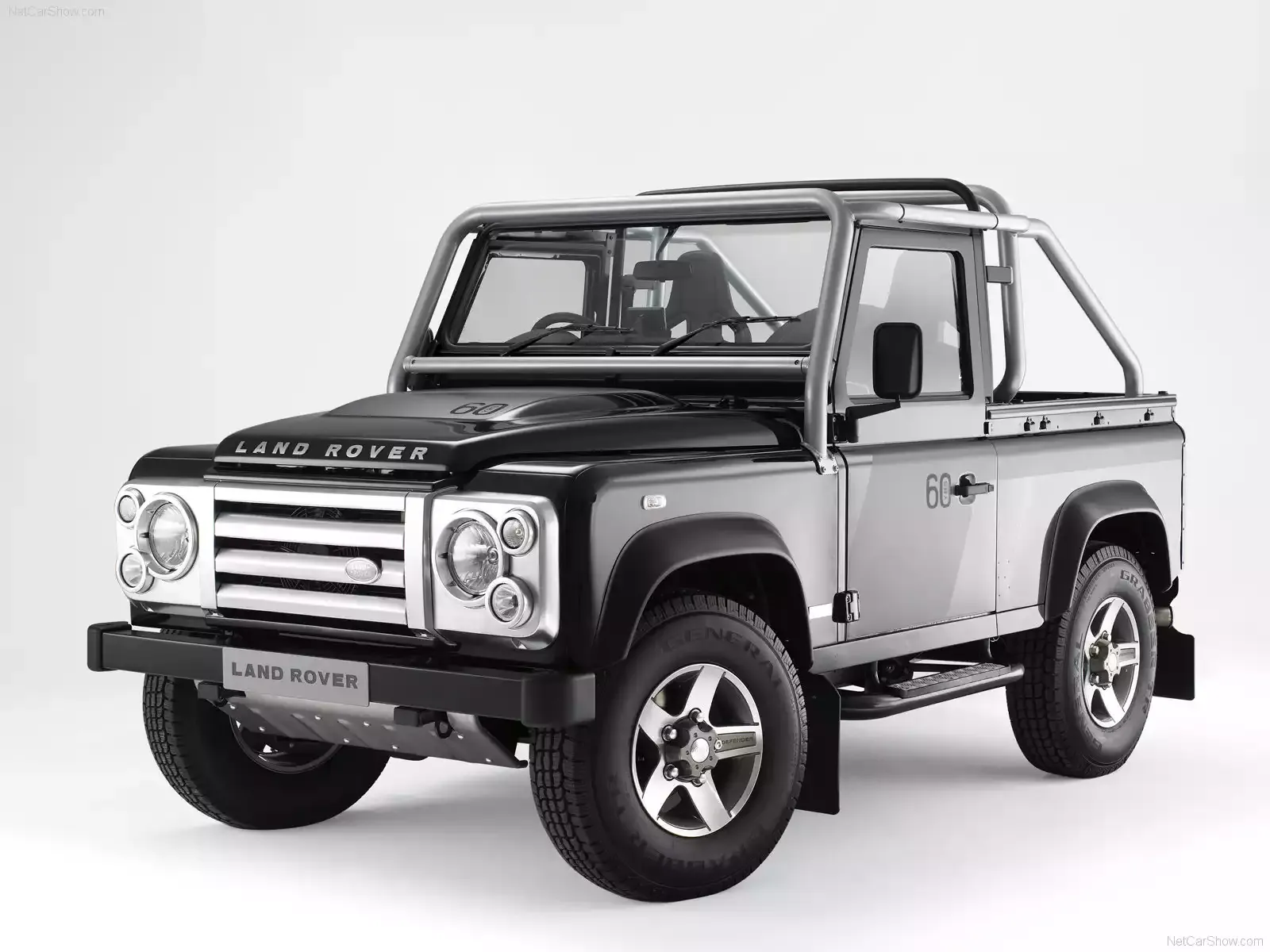 Hình ảnh xe ô tô Land Rover Defender SVX 2008 & nội ngoại thất