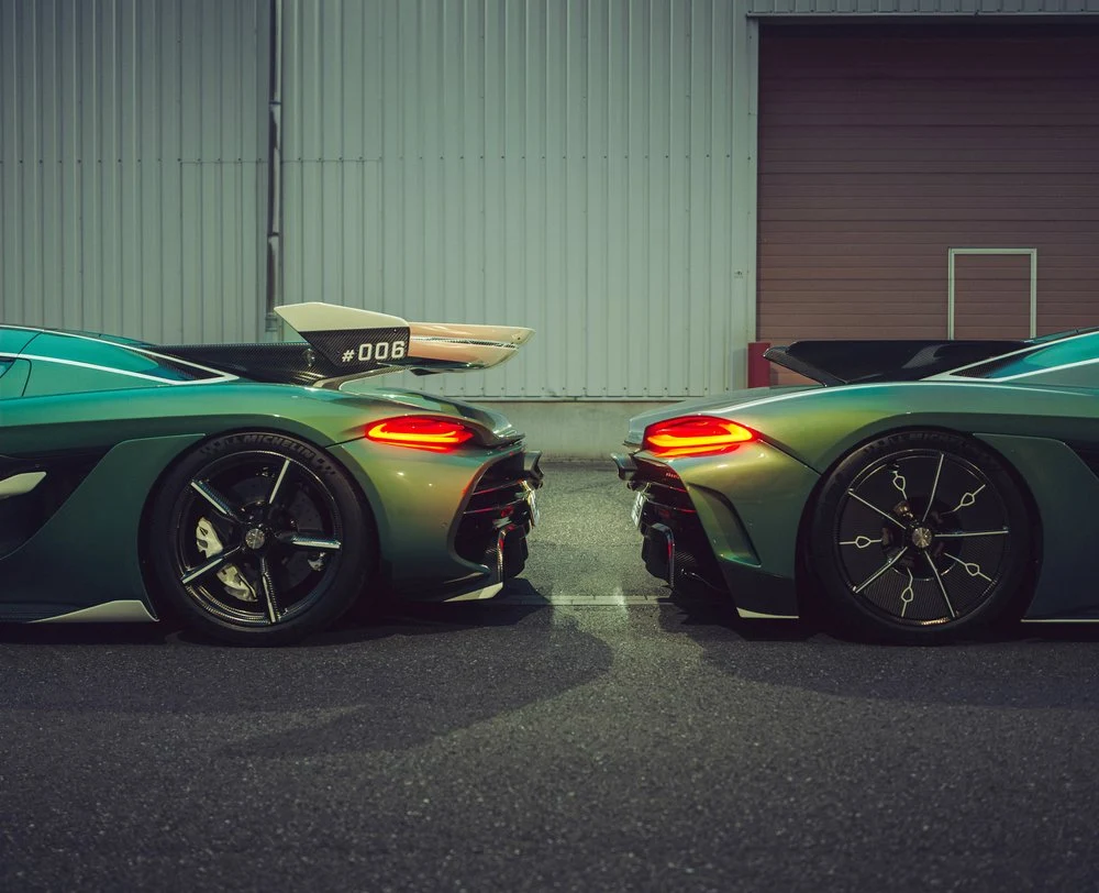 Nederlandse Koenigsegg Jesko's samen achterkant