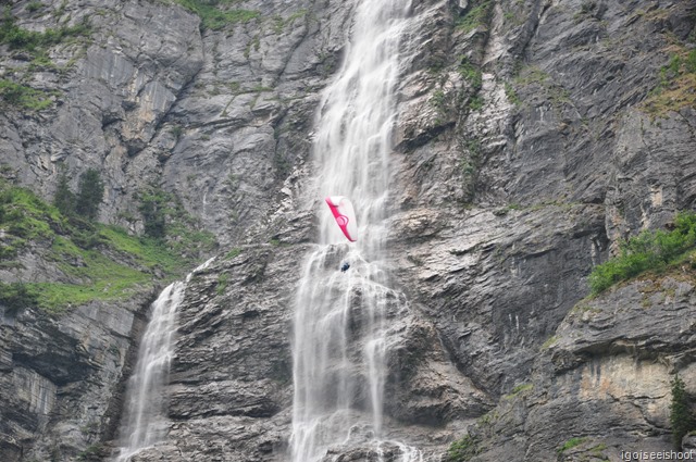 Murrenbach Fall with paragalider