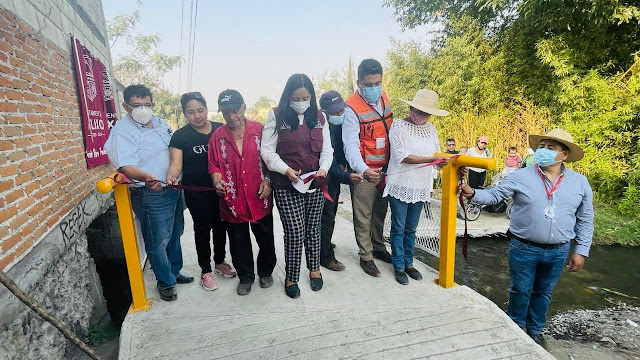 Inauguran SOAPAMA y Ayuntamiento de Atlixco inauguran puente peatonal