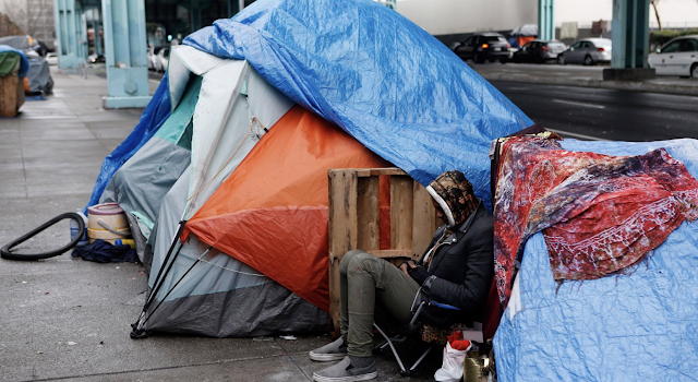 Liberals Begin to Revolt against ‘Rock Stupid’ Homelessness Policies