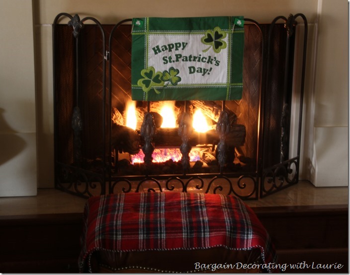 St Patrick's Mantel-Bargain Decorating with Laurie