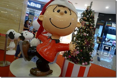 DREAM BIG WITH SNOOPY & FRIENDS @ The Shore Shopping Gallery 2015