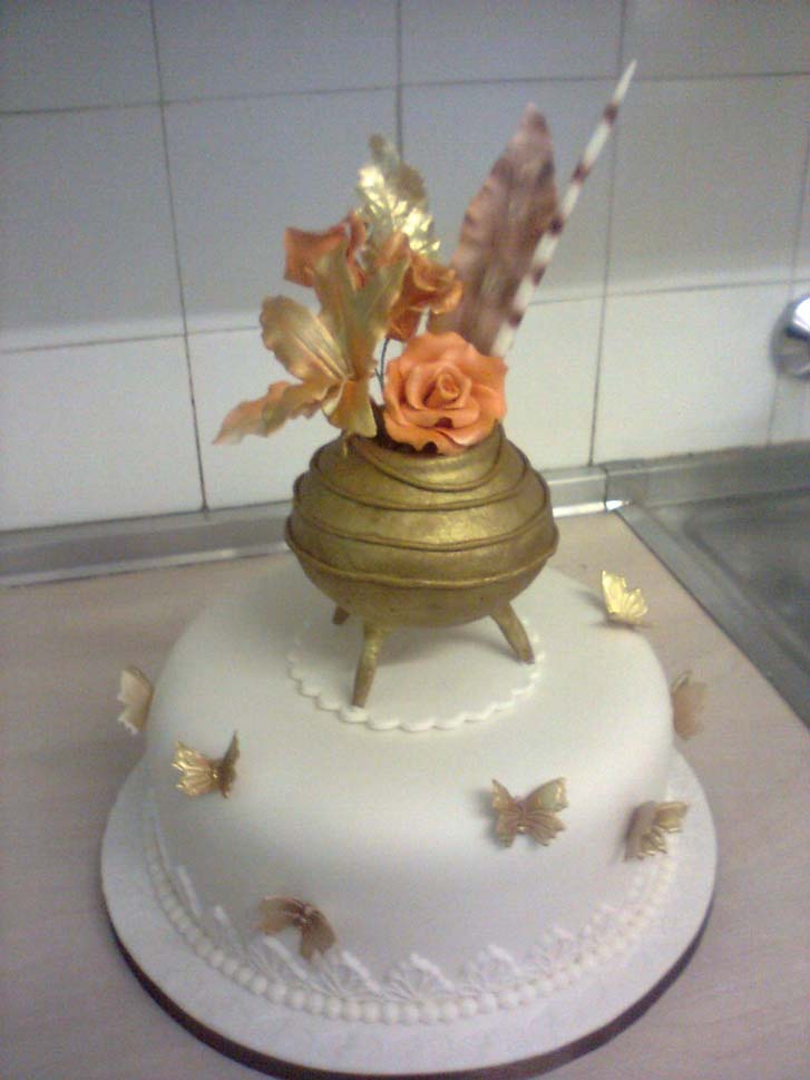 African Traditional  House Wedding  Cake 