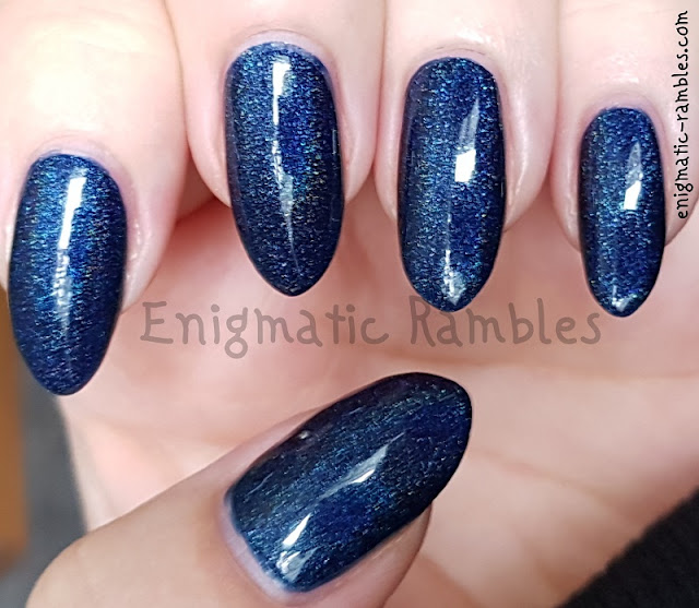 Swatch-Danglefoot-Polish-Paleon-Holo-Gist-Paleonhologist