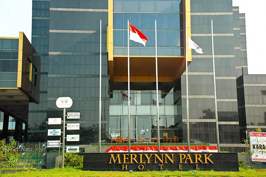 Menikmati Liburan Hotel Kelas 5 di Merlynn Park Hotel Jakarta