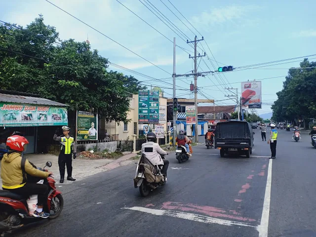 Cegah Kemacetan, Satlantas Polres Purbalingga Lakukan Penarikan Arus