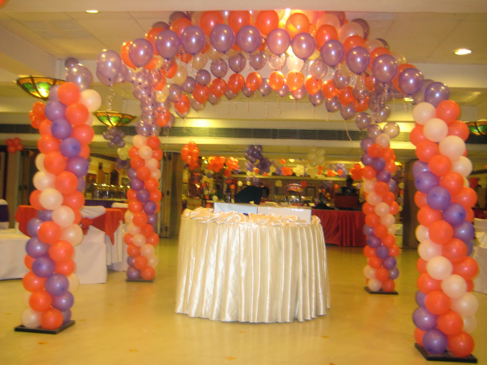 Cake table decoration  Birthday organisers delhi 