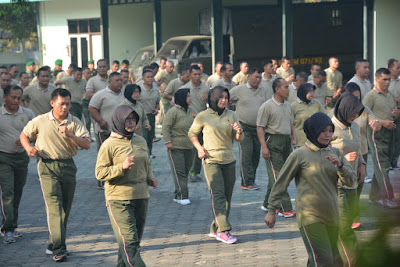 Tarian Sajojo memiliki keunikan khususnya pada hentakan kaki dan gerakan badan yang dinamis