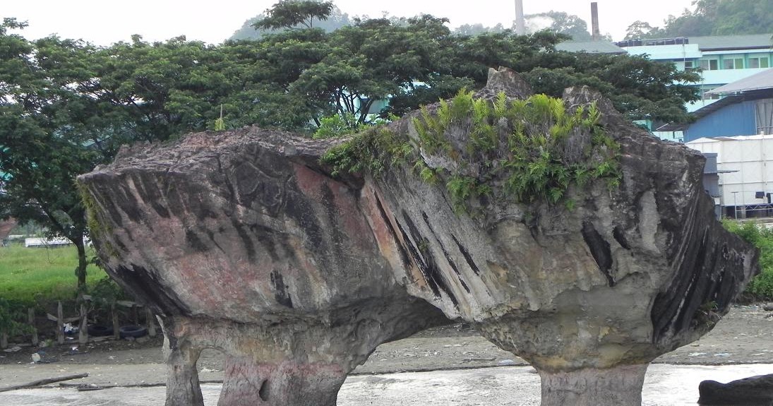 Dunia Seram: Batu Puaka