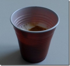 Bicchierino del caffè subito prima della sua eliminazione
