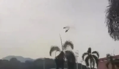 Ngeri! Rekaman Video Detik-Detik 2 Heli AL Malaysia Tabrakan di Udara saat Latihan Parade