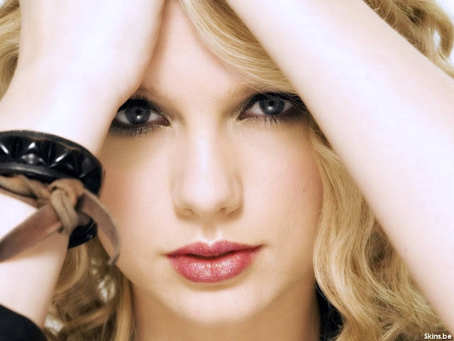 Taylor Swift Album Fearless. In November 2008, Swift