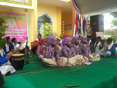 MAULID NABI MUHAMMAD SAW SMPN 1 WEDARIJAKSA MAULID NABI MUHAMMAD SAW SMPN 1 WEDARIJAKSA