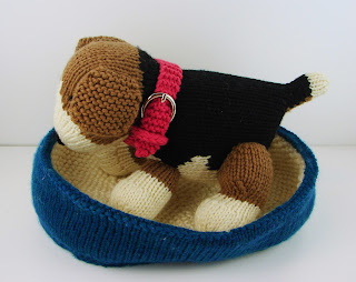 knit dog puppy water food dish toy bed