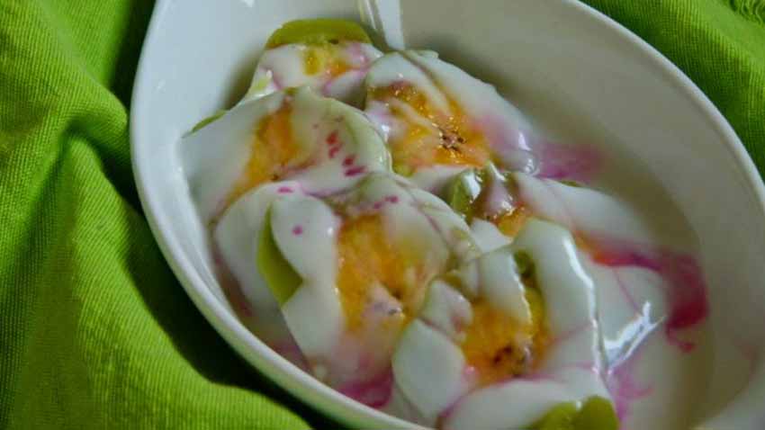 Resep Membuat Es Pisang Ijo Spesial. Segarrr Bangeet