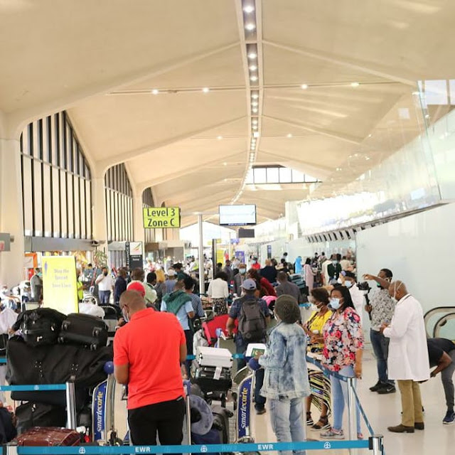 322 Nigerians evacuated from the US arrive Lagos