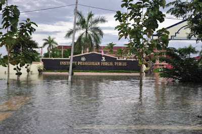 WaveXrider: Terkini Gambar Banjir Di Utara(Kedah dan 