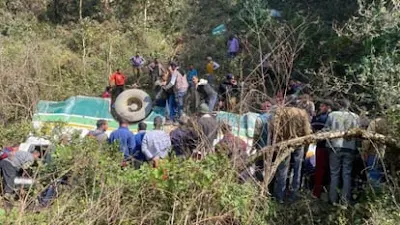 HRTC Bus accident in Sarkaghat Mandi Himachal Pradesh woman killed many injured.