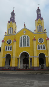 chiesa-giallo-viola