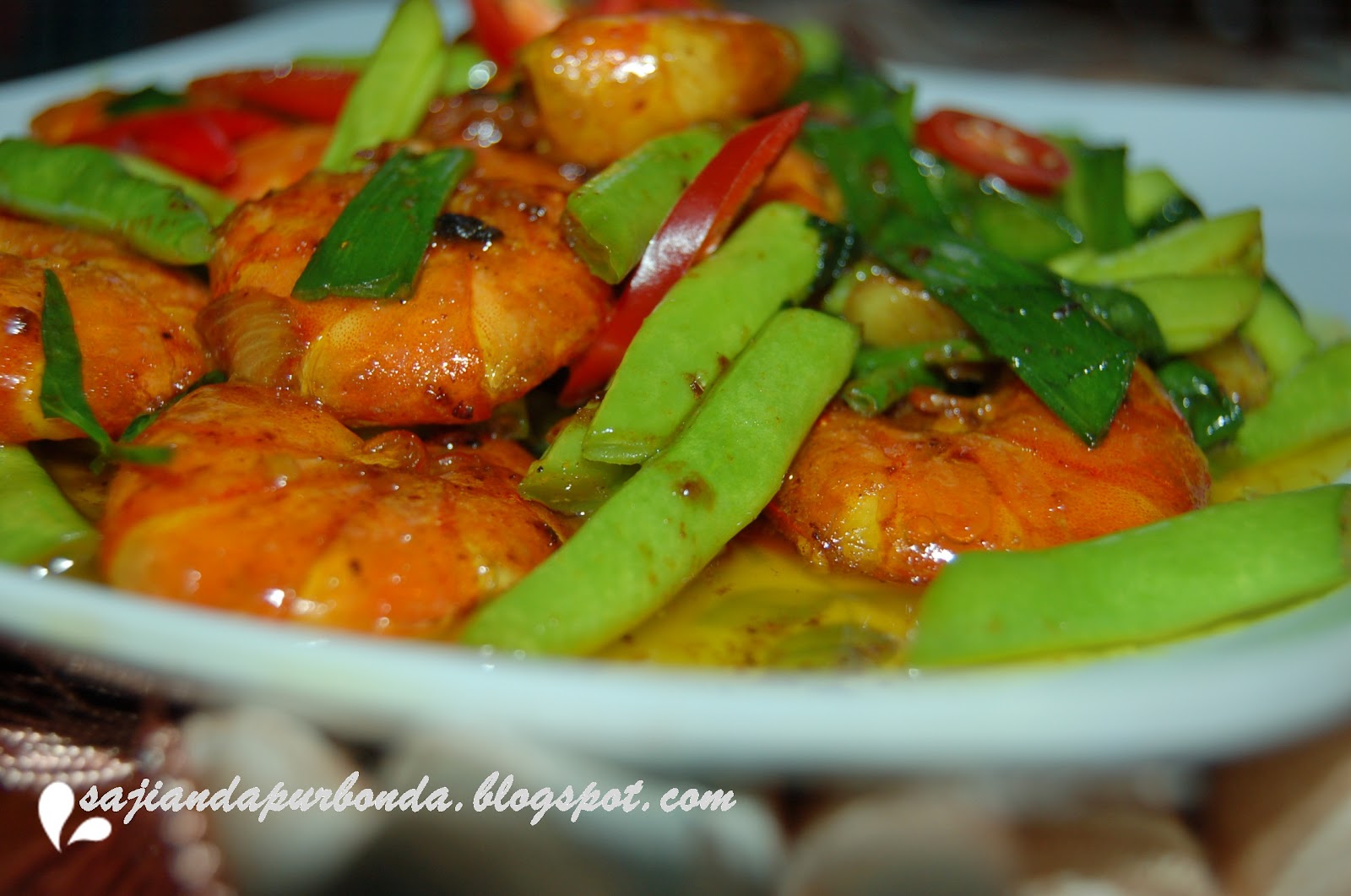 Sajian Dapur Bonda: Udang Goreng Kunyit