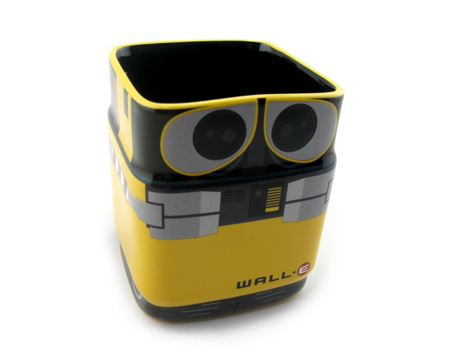 Dan The Pixar Fan WallE Disney Store 3D Character WallE Mug