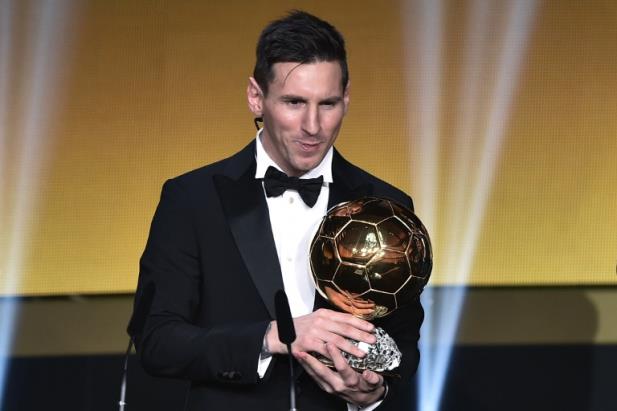 Messi é eleito o melhor do mundo pela quinta vez
