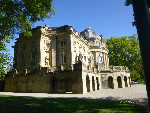 Monrepos Seegarten und das Monrepos Seeschloss in Ludwigsburg