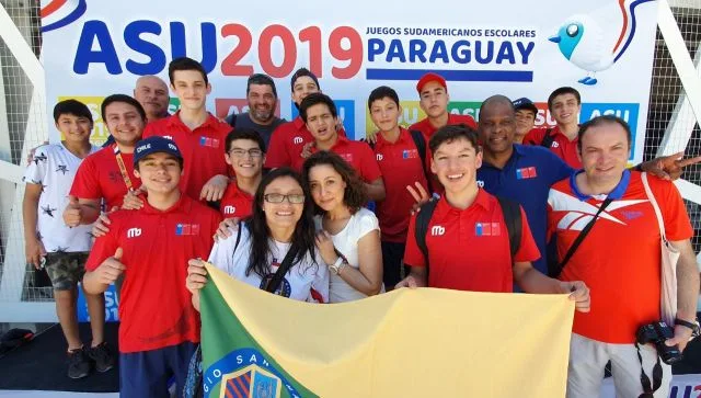 Deportistas regionales regresan victoriosos de Juegos Sudamericanos Escolares de Paraguay