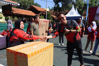 Tebar Edukasi Prokes dan Lalulintas, Polres Bondowoso Gelar Funbike Hari Bhayangkara ke-76