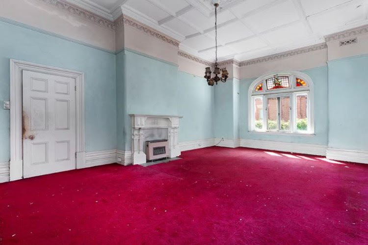Ornate cornices at Maroondah, 177 Kooyong Road Toorak