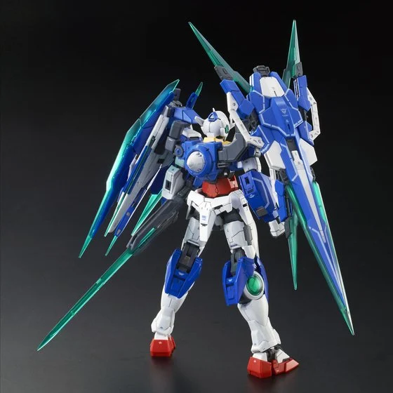 P-Bandai: RG 1/144 00 Qan[T] Full Saber 