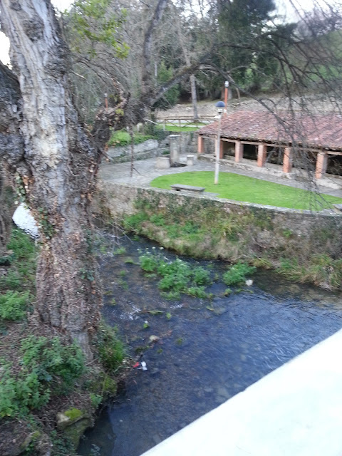 Fuente de deva. foto tomada durante paseo en bicicleta por la senda Peñafrancia, en Gijón