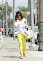 Eva Longoria looks hot in white top and yellow pants