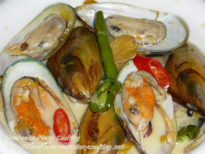 Green Mussels in Coconut Milk