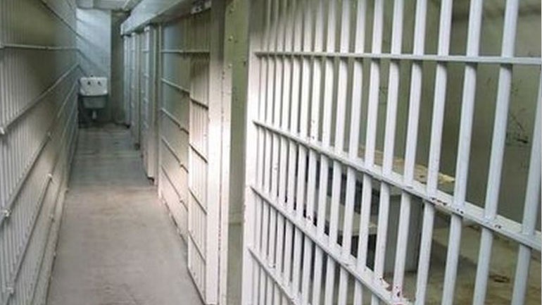  Κύκλωμα πουλούσε ναρκωτικά και κινητά στις φυλακές Ιωαννίνων