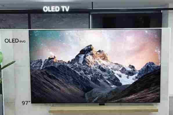 Perusahaan elektronik asal Korea Selatan LG pamerkan TV OLED terbesar di Dunia Lewat CEDIA 2022