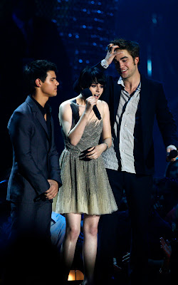 obert Pattinson, Kristen Stewart & Taylor Lautner picture