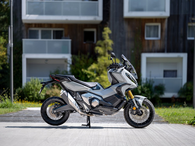 Το νέο X-ADV