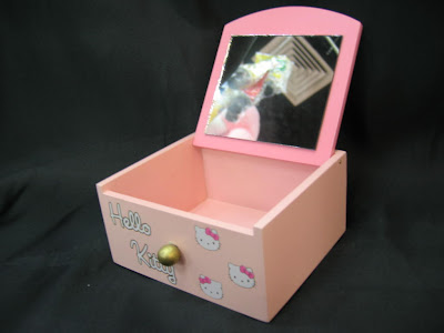 hello kitty jewellery box