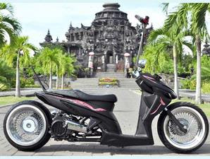 HONDA VARIO MODIFIED WITH HARLEY HANDLEBAR