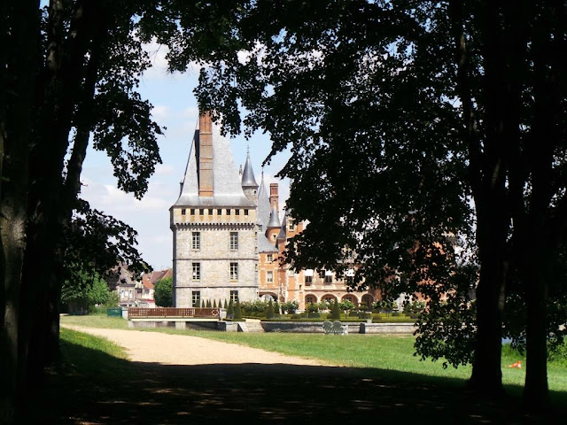 Château Maintenon Françoise d’Aubigné Louis XIV Eure et Loir monument historique Madame de Maintenon