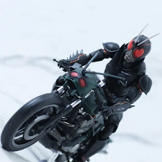 REVIEW SHFiguarts Battle Hopper [ Kamen Rider BLACK SUN ], Bandai