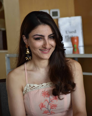 Soha Ali Khan Photos - Bollywood Actress photos