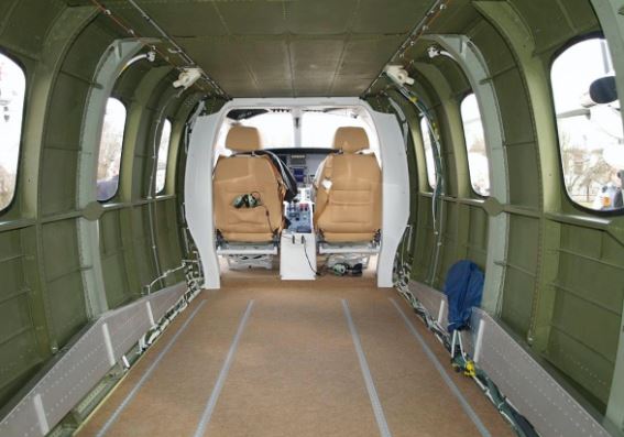 Evektor EV-55 Outback interior
