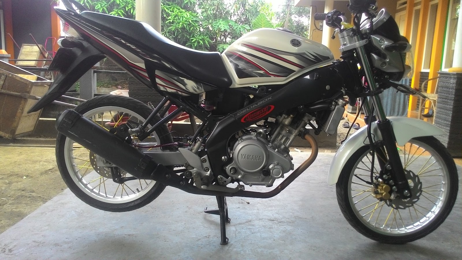 Modifikasi Yamaha Vixion 2012 Minimalis Versi 01 SAPARAKANCA MOTOR