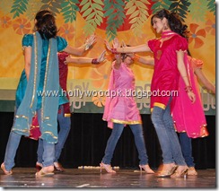 pakistani hot aunties. indian aunties. desi aunties. desi girls. desi bachiyan. hot aunties. hot desi girls (16)